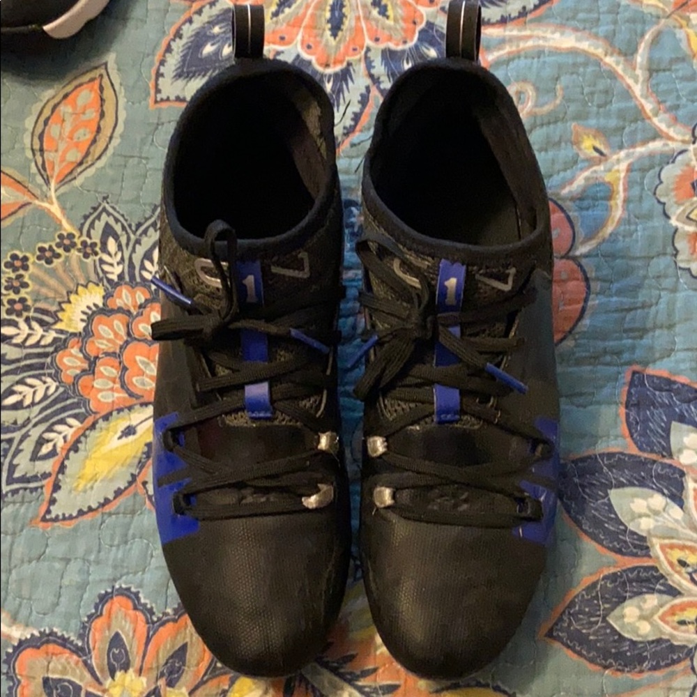 Under Armour Youth Football Cleats